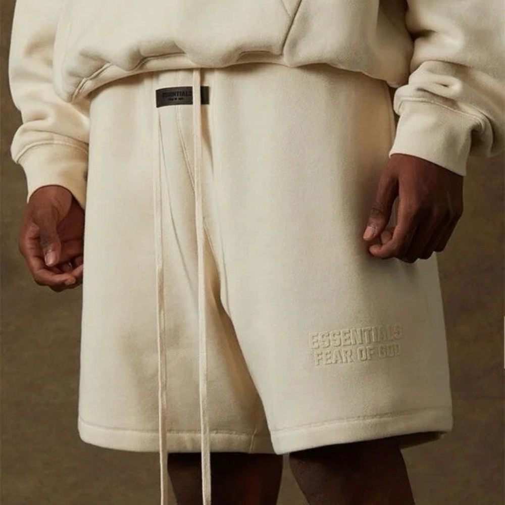 NWT Fear of God Essentials Set Shirt & Sweatshort Eggshell Size Medium